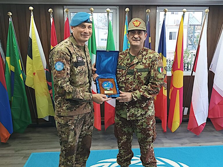 Libano: il Comandante del COVI visita il contingente italiano