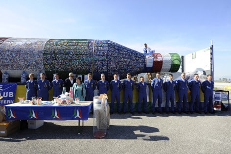 Le Frecce Tricolori in volo per ringraziare i volontari (Il portale dell’Aeronautica Militare)