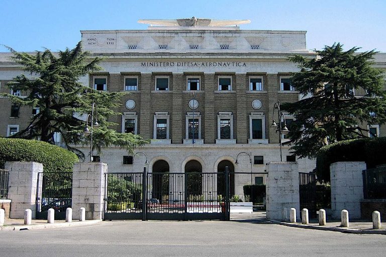 Spazio: giovedì 12 dicembre a Palazzo Aeronautica Convegno “Spazio al futuro. L’Aeronautica Militare oltre la linea di Karman”