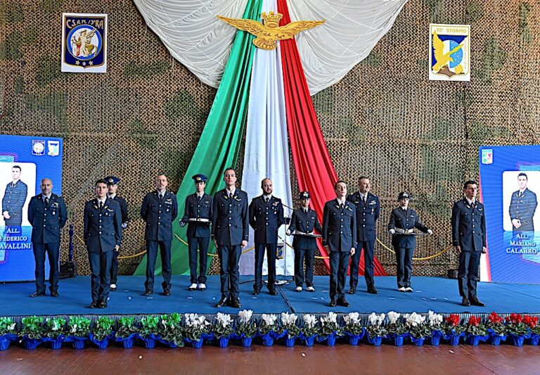 70° Stormo: cerimonia di consegna delle Aquile di Pilota di aeroplano agli Allievi Piloti del Corso “Falco VI”