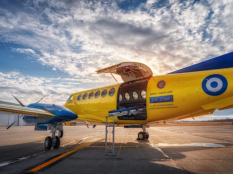 Il Centro Nazionale Greco per le cure di emergenza riceve il nuovo Beechcraft King Air 360C