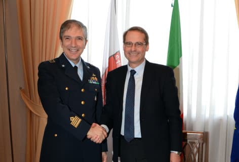 Il rettore dell’università di Lecce a Galatina (Il portale dell’Aeronautica Militare)