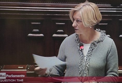 Camera: il Ministro Pinotti risponde al Question Time (Difesa.it)