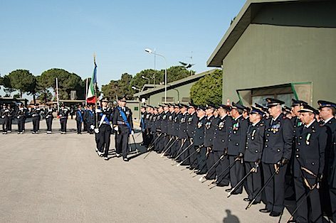 3. La Bandiera di Guerra in rassegna allo schieramento (2)