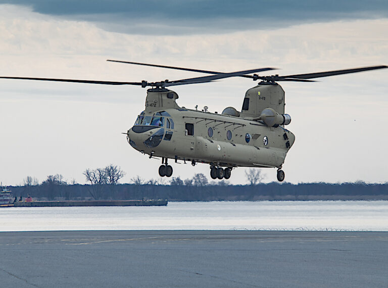 Boeing consegna il ventesimo CH-47F Chinook alla Royal Netherlands Air Force