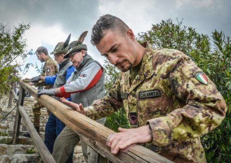 Libano: i Caschi Blu italiani e l’Associazione Nazionale Alpini ristrutturano il sito archeologico di Qana – (Difesa.it)