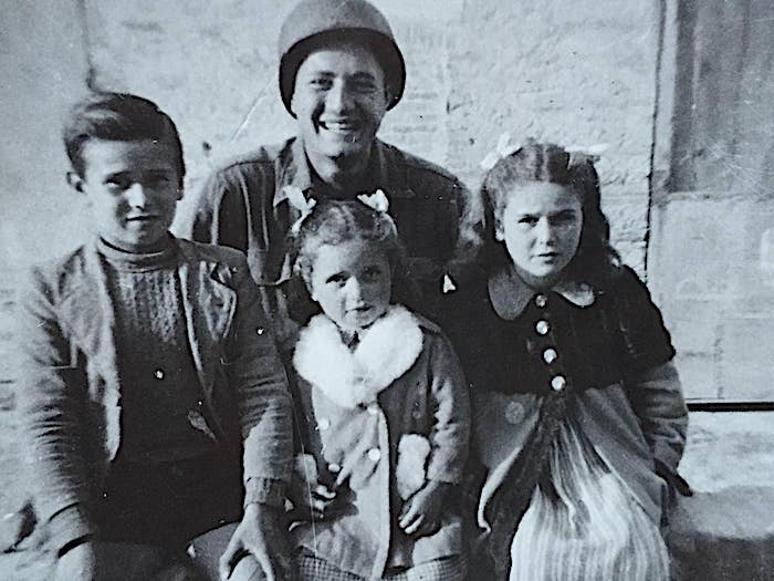 Il sogno del “soldato Martin” di avvera: lunedì 23 agosto arriva all’aeroporto di Bologna per incontrare i tre “bambini per sempre” del 1944
