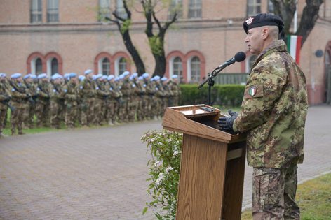 Il Gen. Godio  durante il suo discorso (foto Brigata Friuli)