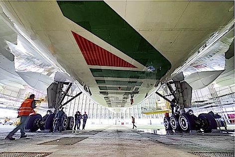 Alitalia, oggi sciopero di 24 ore. A Fiumicino due presidi (Agenzia Dire)