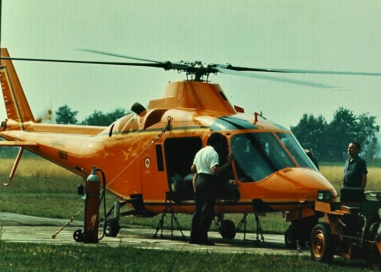 Leonardo ha celebrato il 50esimo anniversario del primo volo dell’elicottero A109