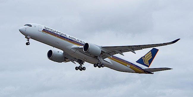 A350-900_Singapore_Airlines_first_flight 650x1