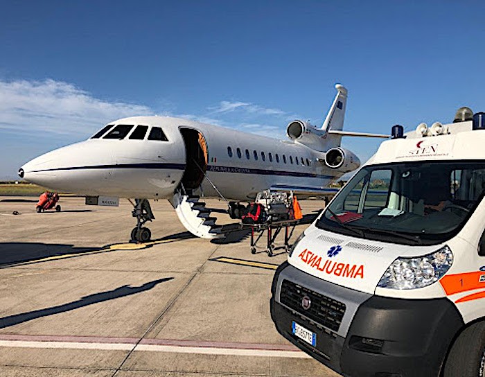 Aeronautica Militare, volo sanitario urgente da Lamezia Terme a Roma per un neonato