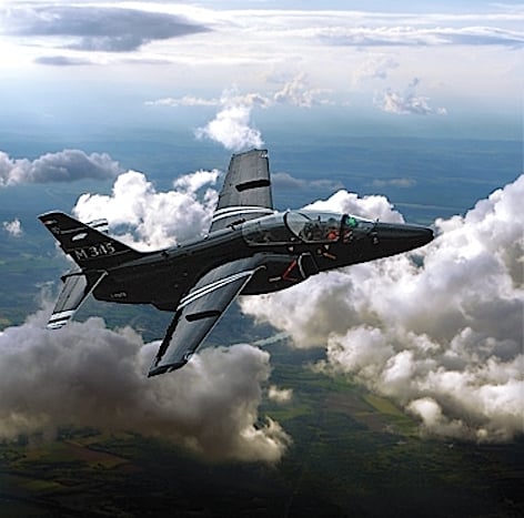 aermacchi-m-345het-high-efficiency-trainer-squared_medium_squared_original_m_345_s