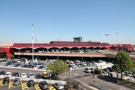 Il terminal dell'aeroporto "G. Marconi" di Bologna (foto Aerop. Marconi) 