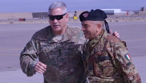 Il Generale John Campbell a Camp Arena (Esercito Italiano)
