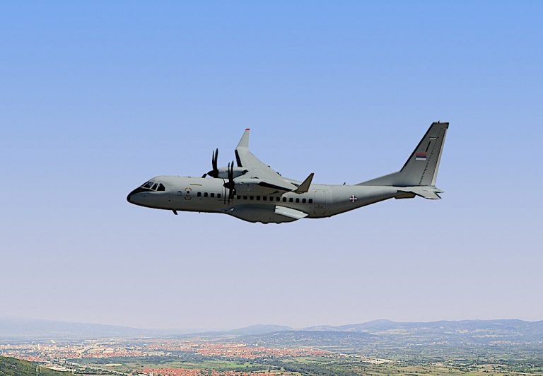Aeronautica militare e Difesa aerea serba sono nuovi operatori dell’Airbus C295