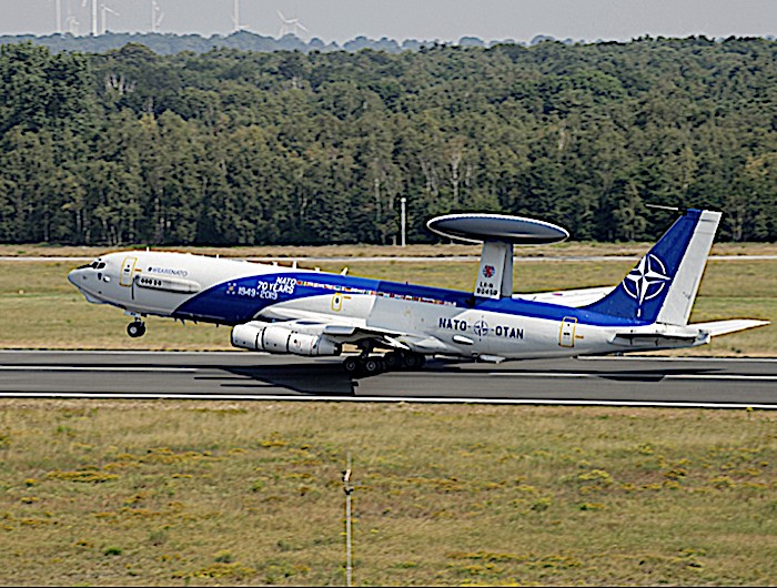 La software defined radio di Leonardo sale a bordo dei velivoli AWACS della NATO