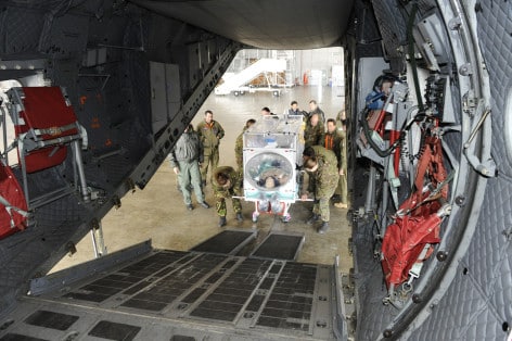 Aeronautica Militare: corso su gestione e trasporto di pazienti contagiosi