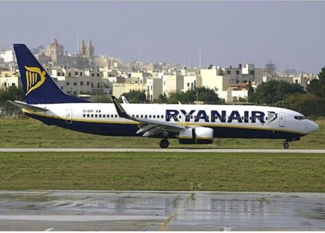 Violazioni norme anti Covid sugli aeromobili: ENAC scrive a Ryanair