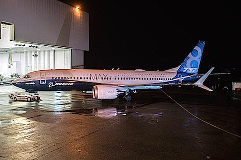 Esordio del primo Boeing 737 MAX 8