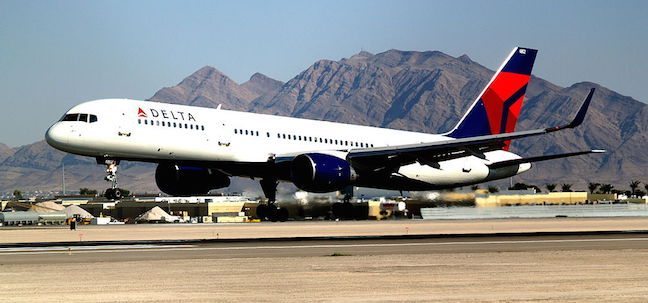 Boeing_757-200_Delta_Air_Lines foto Cubbie_Vegas