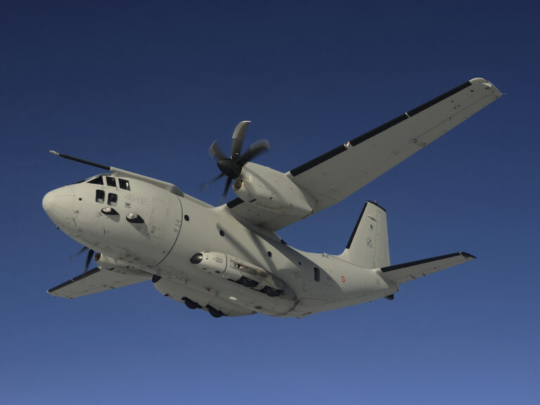 Leonardo: contratto con Armaereo per l’aggiornamento dei C-27J dell’Aeronautica Militare