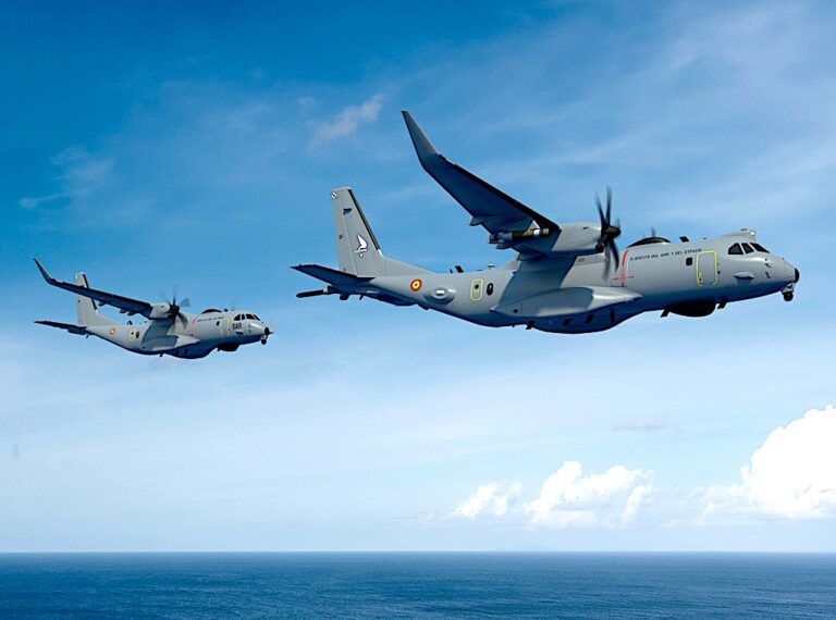 Airbus: nuovi ordini di aeromobili militari e civili