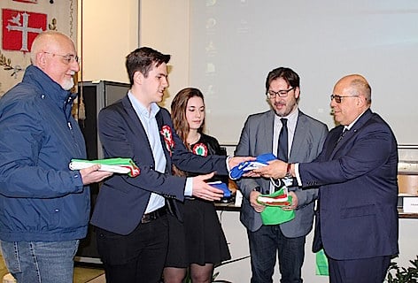 Consegna delle bandiere