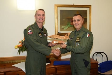 Il Comandante delle scuole di volo statunitensi visita il 61° Stormo (Aeronautica Militare)