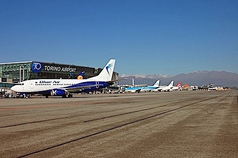 Doppi festeggiamenti per Blue Air  all’Aeroporto di Torino