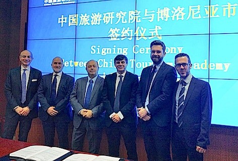 Bologna vola in Cina: la città si certifica per i turisti cinesi. Oggi a Pechino la firma del protocollo d’intesa tra Comune di Bologna e China Tourism Academy