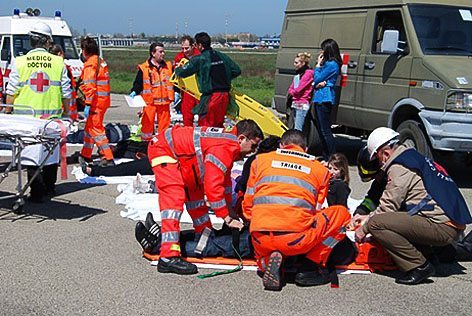 Simulazione di operazione di soccorso (foto Toselli)