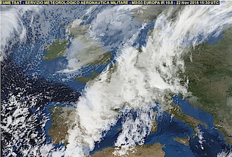 Ancora maltempo: piogge diffuse e persistenti al nord-ovest e venti forti sulla Sardegna (Protezione Civile)