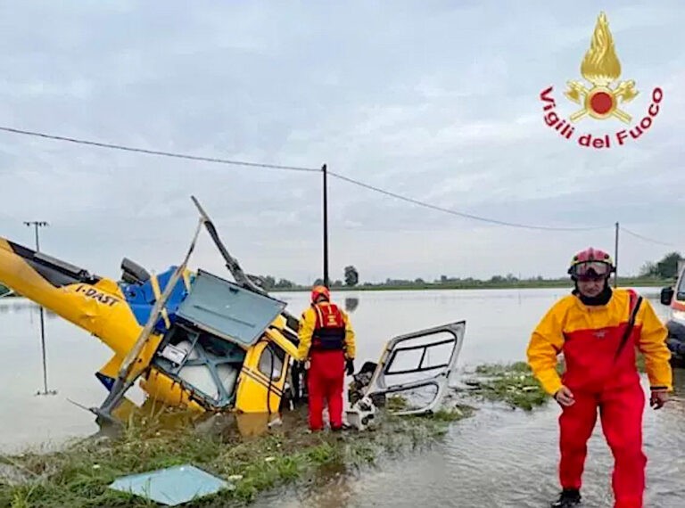 Alluvione in Romagna: precipita un elicottero a Lugo nel ravvenate