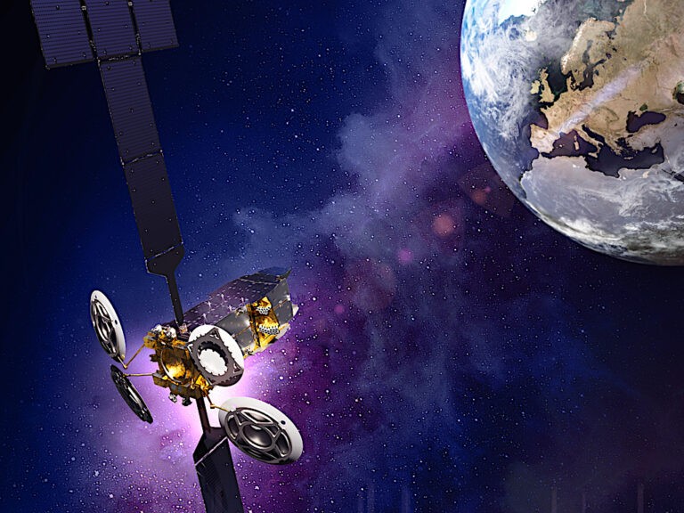 2022: Thales Alenia Space all’avanguardia nel mercato dei satelliti per telecomunicazioni
