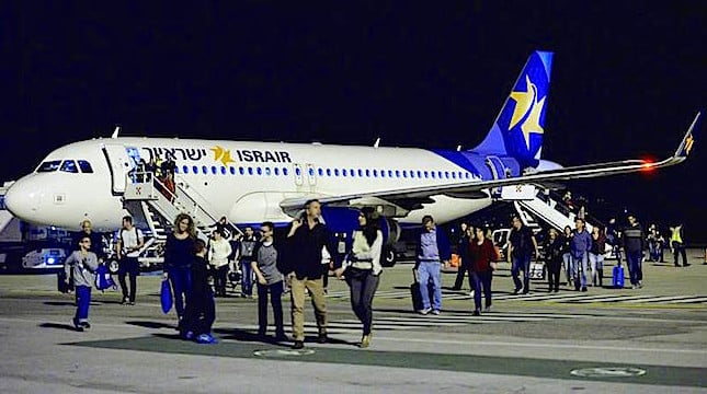 Foto 1_Volo ISRAIR al Fellini