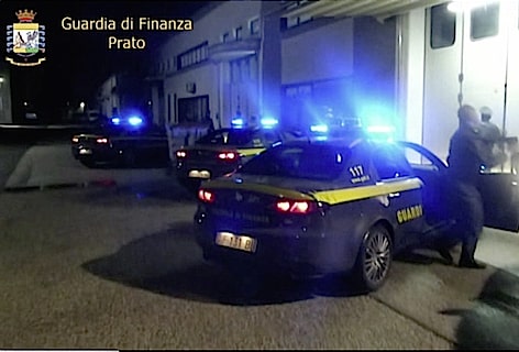 Operazione “Colletti bianchi” della Guardia di Finanza di Prato: 15 arresti, 19 misure interdittive 83 indagati e 111 perquisizioni