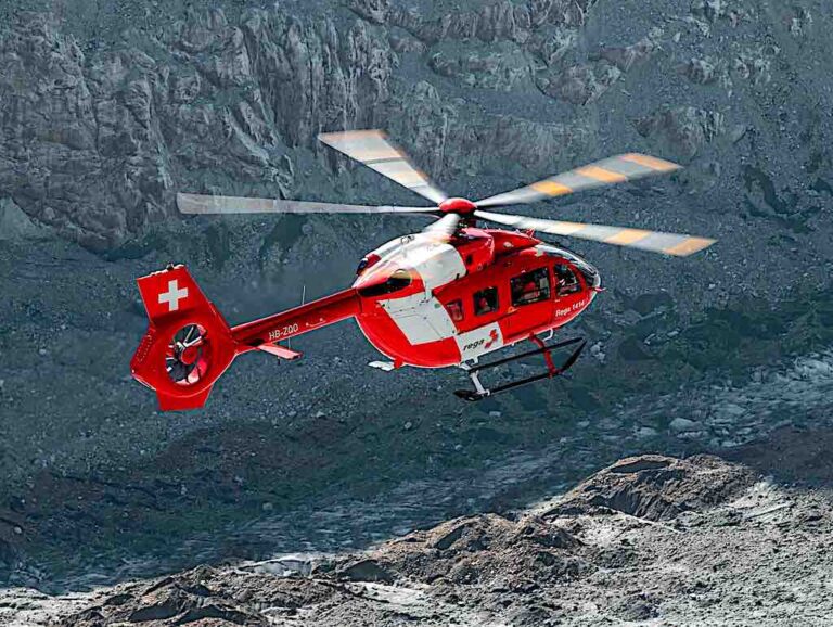 Rega, la Guardia aerea svizzera di soccorso ordina dodici H145 Airbus pentapala