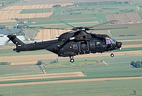 Da oggi operativo il primo elicottero HH-101A “CAESAR” dell’A.M. per recupero, soccorso e operazioni speciali