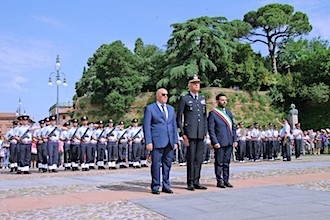 Il sindaco Ranalli con il prefetto di Ravenna e il sottocapo di Stato Maggiore