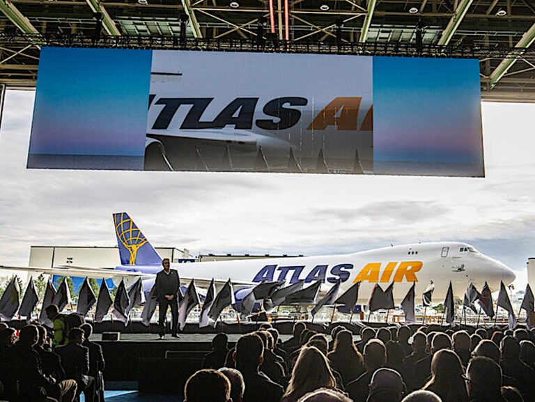 Boeing e Atlas Air celebrano la consegna dell’ultimo 747