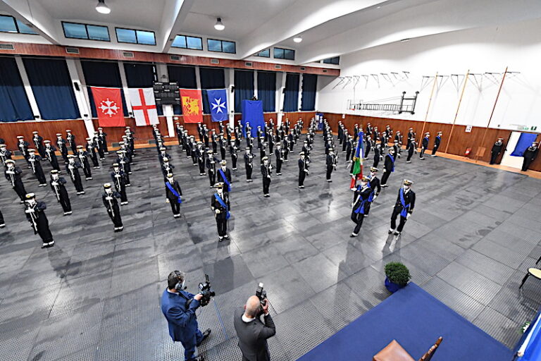 Marina Militare: ieri il giuramento di fedeltà alla Patria degli allievi dell’Accademia Navale