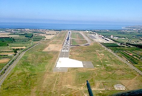 Aeroporto di Lamezia Terme, inaugurata la pista di volo lunga 3000 metri