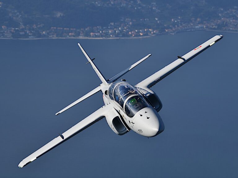 Aeronautica Militare: alla Scuola di volo di Galatina entra in servizio il nuovo addestratore T-345A