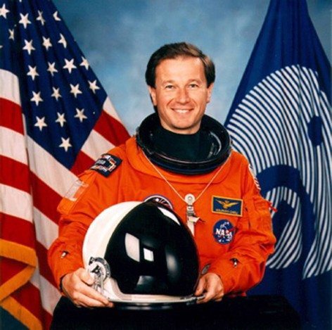 L’astronauta Maurizio Cheli all’Aero Club di Lugo