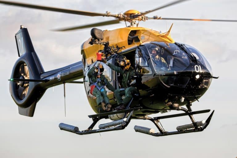 Il Regno Unito ordina altri quattro elicotteri Airbus H145 per il programma d’addestramento