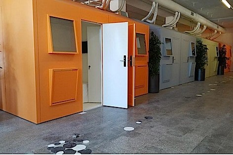 All’aeroporto di Napoli Capodichino arriva il primo “capsule hotel” (Agenzia DIRE)
