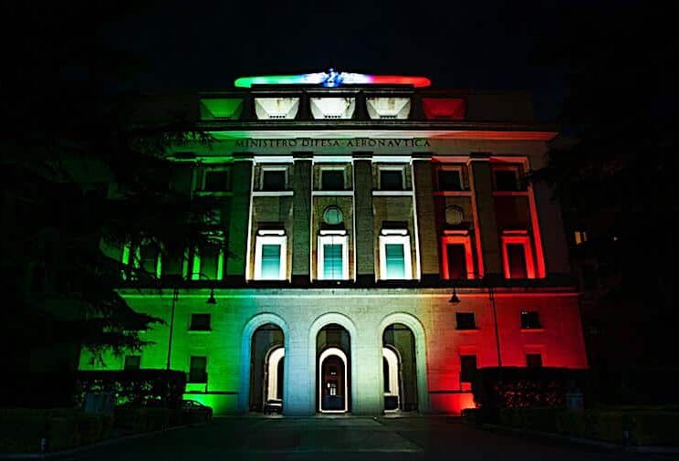 Torino, aereo Frecce Tricolori caduto: il cordoglio dell’Aeronautica Militare