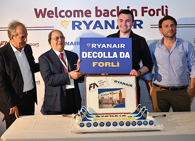 Ryanair decolla dall’Aeroporto di Forlì