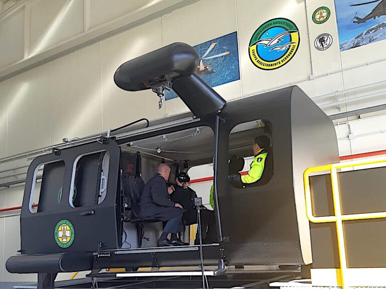 Leonardo: inaugurato il “Centro di Simulazione di Operazioni Aeronavali” della Guardia di Finanza